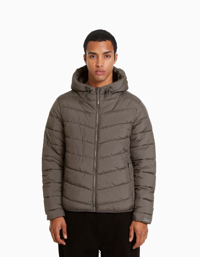 exclusivo Bershka hombres chaqueta acolchada ligera 806J6B3080