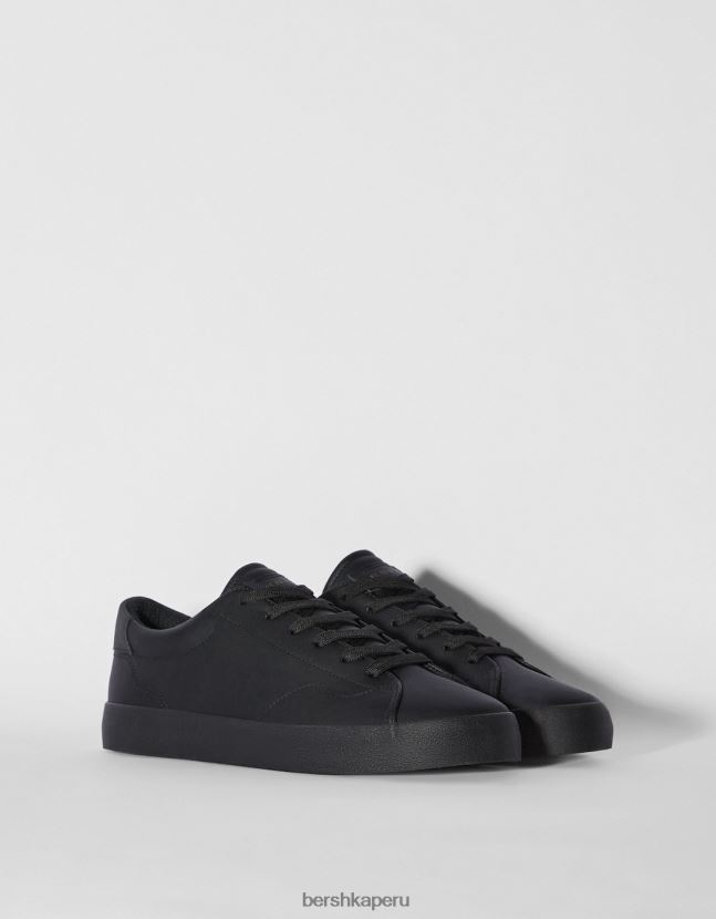 negro Bershka hombres zapatillas monocromáticas 806J6B3441