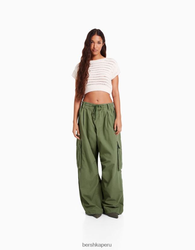 caqui Bershka mujer pantalones cargo anchos y voluminosos 806J6B1361