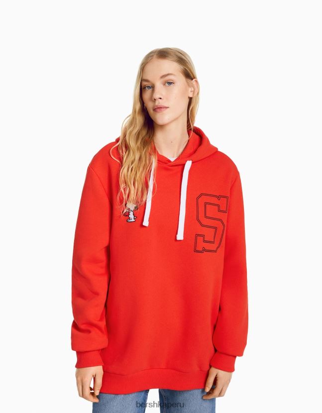 rojo Bershka mujer sudadera con bordado de snoopy 806J6B1240