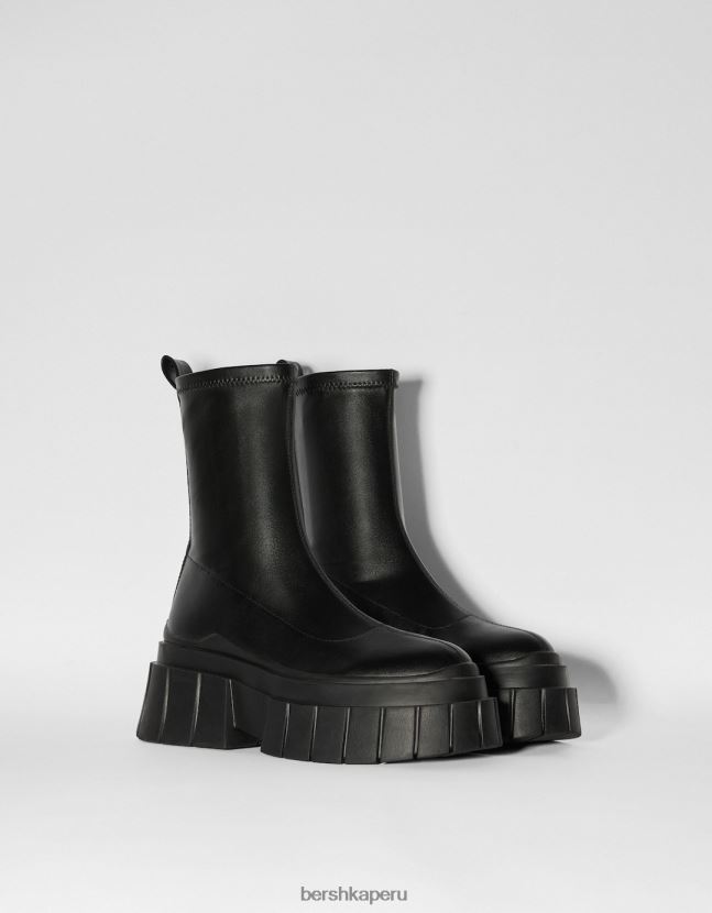 negro Bershka mujer botas ajustadas con plataforma 806J6B2279