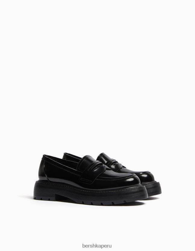 negro Bershka unisexo mocasines con penny strap y suela track 806J6B4198